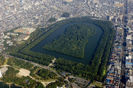 Гробница японской императорской семьи впервые открыта для ученых