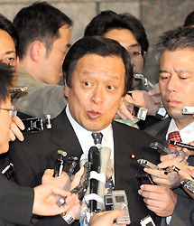 Начальник штаба ВССЯ смещён за публичное отрицание военной агрессии Японии