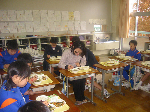 Школьные обеды в Японии