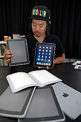 и ,    -   (,  ),    iPad (  )  Padnote