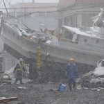 japan_devastating_earthquake_8_11