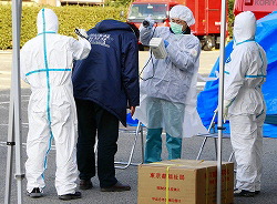 Проверка уровеня радиации. Корияма, префектура Фукусима. 13-е марта 2011 г.